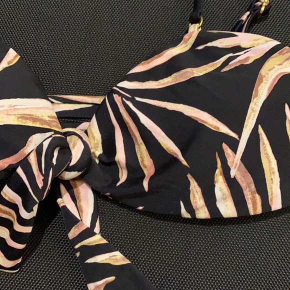 Amuse society Swim top - Picture 2 of 3